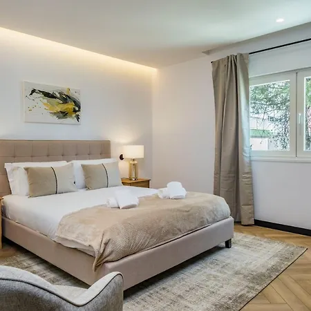 Deluxe Monte Апартаменты *