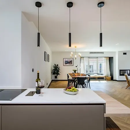 Апартаменты Deluxe Monte *